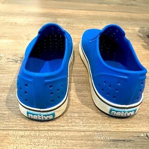 Size 13 Blue Natives